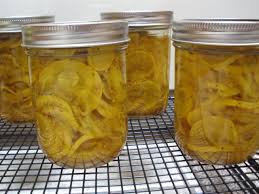 Yellow Squash Bread And Butter Pickles Recipe Pickling Recipes Squash Bread Pickle Butter