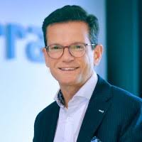 500+ "Damien" profiles