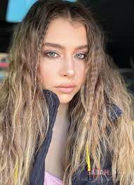 6,229 likes · 642 talking about this. Hande Ercel In Fenomen Ablasi Gamze Ercel Estetik Mi Yaptirdi Gamze Ercel De En Az Kardesi Hande Ercel Kadar Dikkat Cekiyor Galeri Magazin