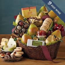 Deluxe Favorites Gift Basket In 2020 Food Gifts Food Christmas Food Gifts