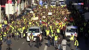 Gilets jaunes acte iv edition spéciale toute la journée sur cnews. Gilets Jaunes Vers Un Acte V Samedi 15 Decembre Lci