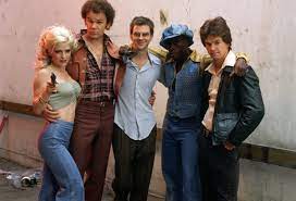 With luis guzmán, burt reynolds, julianne moore, rico bueno. Bild Von Boogie Nights Bild 5 Auf 23 Filmstarts De
