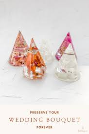 Wedding Flower Bouquet Preservation Ring Holder Dried Flowers Pressed Flowers Wed In 2020 Wedding Bouquet Preservation Bouquet Preservation Flower Bouquet Wedding