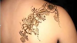 Natural cosmetic henna (it'd be best if you manage to find a special tattoo henna because the regular one that you use to dye your eyelashes apply a natural oil to your tattooed skin. Tips For Removing Henna Tattoo Quickly And Safely Enkiverywell
