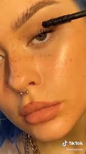 Pretty Natural Makeup Tutorial Natural Soft Glam Faux Freckles Glowy Makeup Tutorial The Effectiv In 2020 Natural Makeup Natural Makeup Tutorial Eye Makeup Tutorial
