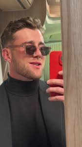 Harry Jowsey Fitness