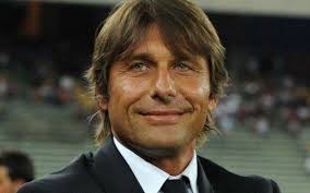Antonio conte, attuale allenatore dell'inter, è tra i personaggi pubblici che non vede, io sono stato mezzo pelato, tutto pelato e adesso ho i miei capelli nuovi con i quali convivo bene, anzi benissimo. Serie A Inter Antonio Conte E Il Nuovo Allenatore Rivista La Roma