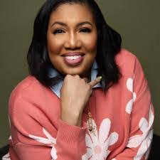 Sherry Wade's Instagram, Twitter & Facebook