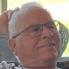 Larry Groves's Instagram, Twitter & Facebook