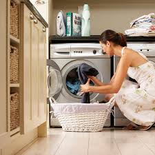 Therefore, the wet environment is an ideal home for them. 5 Ways To Remove Odor From Running Clothes