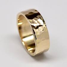 18k Yellow Gold Mens Wedding Band Hammered Gold Ring 8mm Etsy Mens Gold Wedding Band Mens Wedding Bands Hammered Mens Yellow Gold Wedding Bands