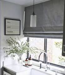 Convivial and welcoming, it offers a pleasant atmosphere, inviting to share good times with family and friends. 13 Modern Kitchen Curtains Ideas Window Coverings Blinds For Windows Modern Kitchen Curtains