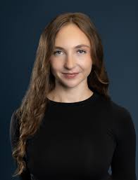 Up next, meet Annalee, in her first season as a company artist ☀️ Born and  raised in Papillion Nebraska, Annalee Larsen grew up dancing with American  Midwest Ballet's second company, and competing