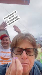 @manischewitzco @borschtbeltmuseum those knishes were perfect! And we  kvelled and we came back for more !!!! #jewish #jewishfood  #foodculturecomedy #ellenville #catskills