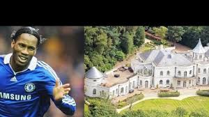 According to globo's website the owner of the house also owns a successful bakery business. Photo Top 10 Most Expensive Footballer Houses Drogba In The Lead