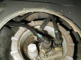 The part that i got inline fuel filter for mercedes benz ml430 1999 does not fit the housing it is just too thick and the connecting. Looking For Diy Fuel Filter Change On 99 Ml320 Mercedes Benz Forum