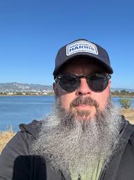 My “White Dudes for Harris” hat arrved, finally! Thanks, @timfullerton