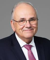 Henry Pitman's Instagram, Twitter & Facebook