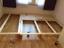 Man möchte sich schließlich auch darin besonders wohl und geborgen fühlen. Bauanleitung Fur Ein Familienbett Schritt Fur Schritt Familienbett Familien Bett Wohne Im Tiny House