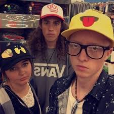 Caleb Clifford (@MrClifforrrd)