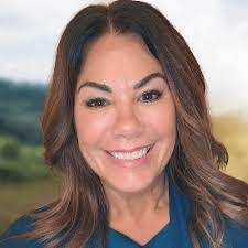 Debra Swift's Instagram, Twitter & Facebook