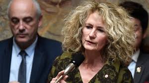 Jan 12, 2021 · covidinfos.net est une revue de presse internationale des articles consacrés à l'épidémie de coronavirus et à ses conséquences. Des Deputes Demandent Le Depart De Martine Wonner De Leur Groupe