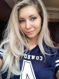 ❄️ phluffie happybrainz ❄️ hehim on X: @HarliLott FWF My Fantastic Woman  this Friday is Harli Lotts. Shes beautiful, smart and so very kind. Im  lucky to know her. t.coL2ggW8g5xE  X
