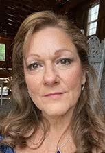 Melissa Capps's Instagram, Twitter & Facebook