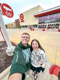 Cade Bethea // WELCOME TO SWIFTIE SCHOOL (@swiftie_school)