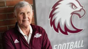 The hustle and heart of Augsburg football coach Jack Osberg '62