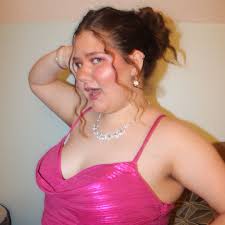 sarah 🍰 (@sarah_young07)