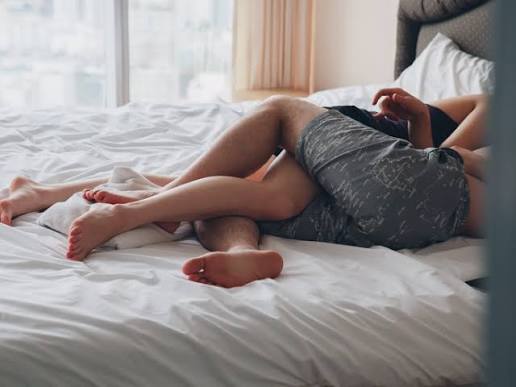 Sex among couples and emotional intimacy in a relationship