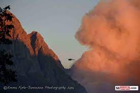 Fire in cape town at the moment #capetown #capetownfire #southersuburbs pic.twitter.com/scs0abu7ym. Jonkershoek Stellenbosch Fire Is Spreading Again Sapeople Worldwide South African News