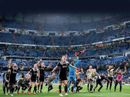Official ajax fansite met het laatste ajax nieuws. Champions League Ajax Amsterdam Defeat Real Madrid 4 1 To Advance Into Champions League Quarter Finals