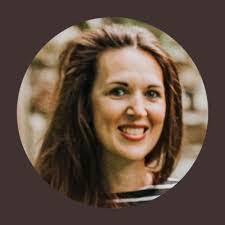 Clare Farley's Instagram, Twitter & Facebook