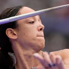 Katarina Johnson-Thompson gold hopes fade as she slips to second after  javelin