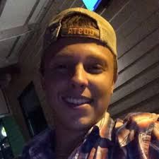 Hunter Aldridge (@huntingking98)