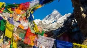 হিমালয়ের এভারেস্ট পবর্তারোহীদের জন্য কতটা প্রাণঘাতী? - BBC News বাংলা