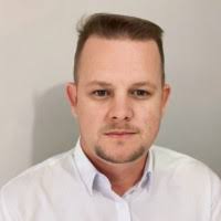 70+ perfis com “Voss”