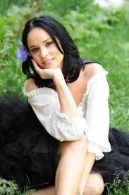 Andreea marin a cucerit publicul cu frumusetea sa, cu talentul sau. Image Of Andreea Marin