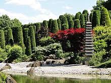Ein sturzbach und wasserfall enden im großen koiteich. Japanischer Garten Bonn Wikipedia