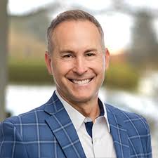 Aaron Eide, Private Wealth Mortgage Banker