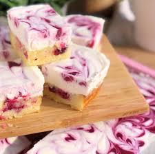 Блонди с холодным чизкейком и чёрной смородиной | больше рецептов в группе  десертомания watch online