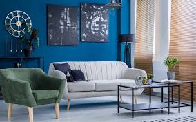 Fresh shades of blue, green and also pink have a stimulating effect in both classic and contemporary living room styles. 10 Wall Paint Colour Ideas To Make Your Living Room More Pleasant