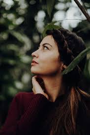 Linda Hagstrom's Instagram, Twitter & Facebook