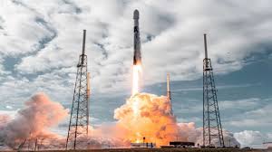 Spacex successfully launches nasa astronauts from kennedy space center into space. Elon Musk S Spacex Launches 143 Satellites On Single Rocket Sets World Record