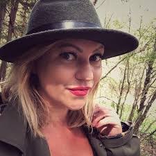 Sandra Polz's Instagram, Twitter & Facebook