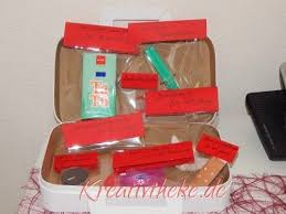 Bei allen anderen partys oder geburtstagsfeiern müssen sich die gäste noch etwas überlegen. Kreativtheke 1 Hilfe Koffer Zum 40 Geburtstag Fur Eine Freundin Geburtstag Geschenke Frauen Geschenke Zum Geburtstag Basteln Geburtstag