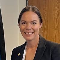 Tracy Koval's Instagram, Twitter & Facebook