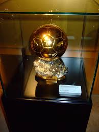 Cet article vise à lister les joueurs ayant fait partie de l'effectif professionnel du real madrid , ayant au moins connu une apparition en match officiel avec l'équipe première. Liste Des 30 Nomines Pour Le Ballon D Or 2018